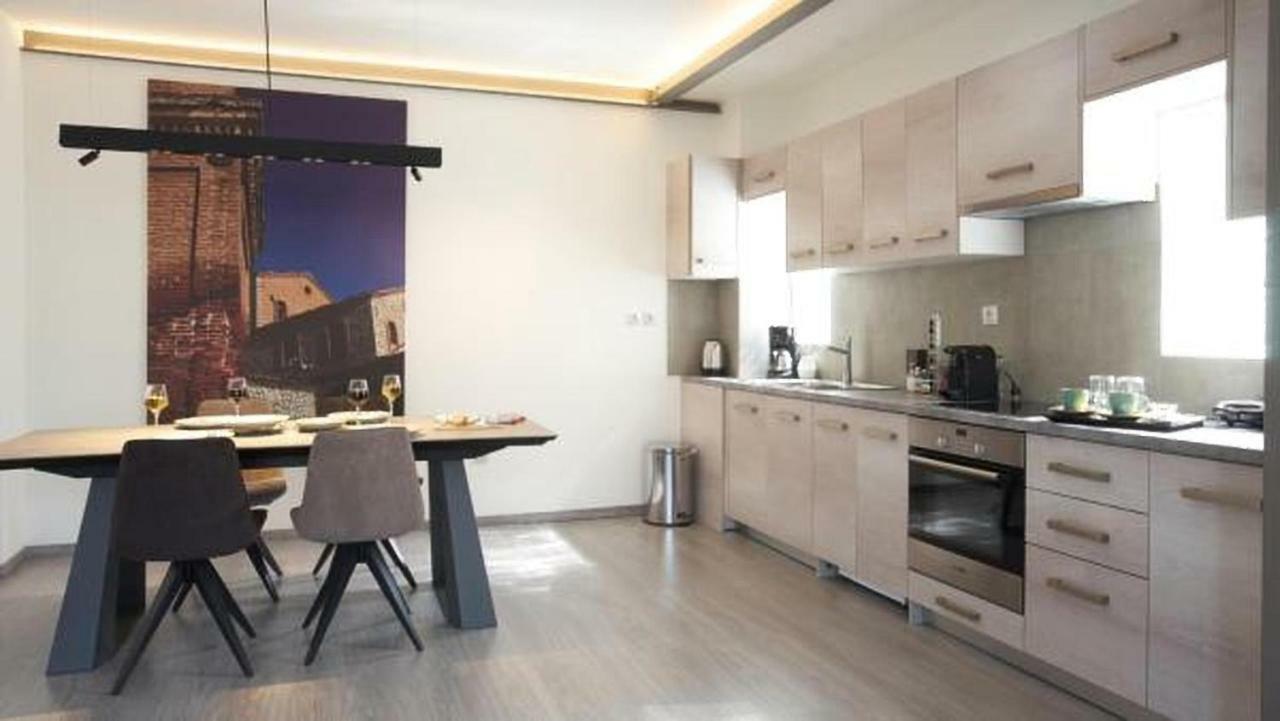 Athenian Residences Kültér fotó